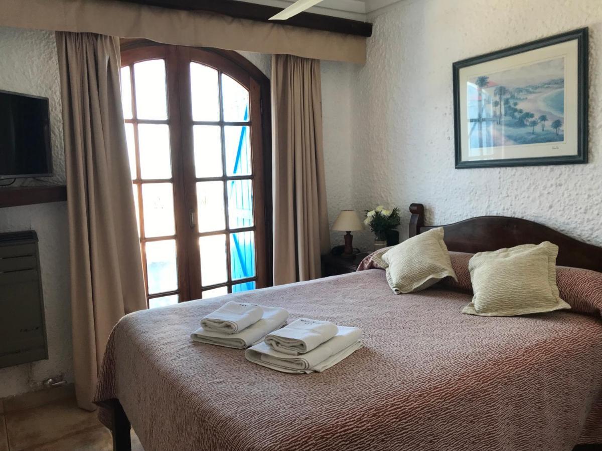 Brisas Hosteria Santa Clara del Mar Bagian luar foto